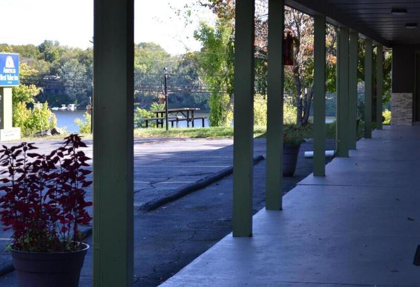 مُتل Mount Holyoke Inn