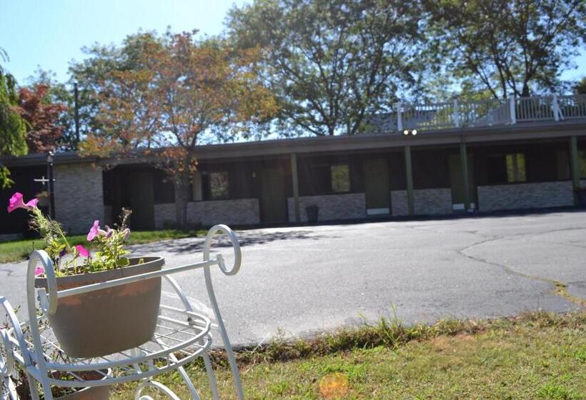 مُتل Mount Holyoke Inn