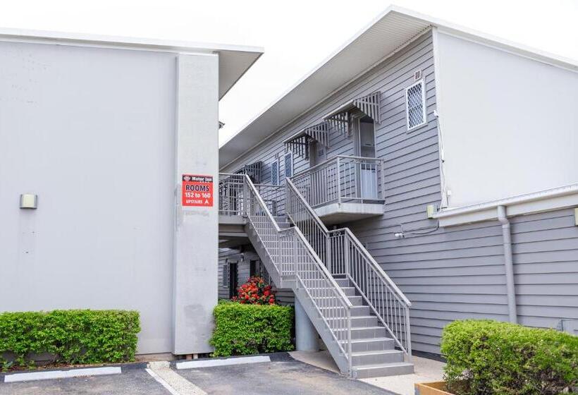 فندق على الطريق Route 66 Motor Inn