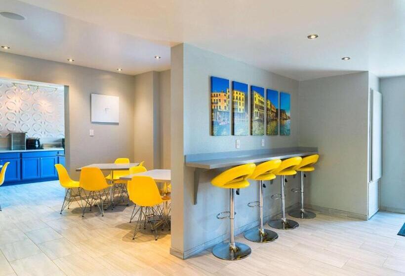 فندق على الطريق Studio Z, Ascend Hotel Collection