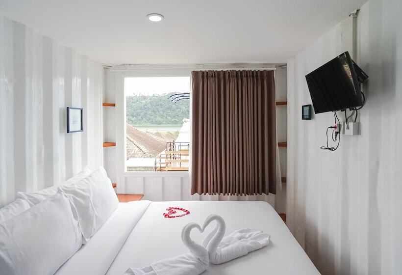 호텔 Container Smart Stay