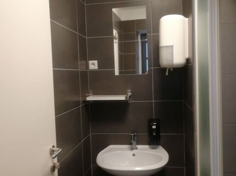 Otel Cukrarna Hostel