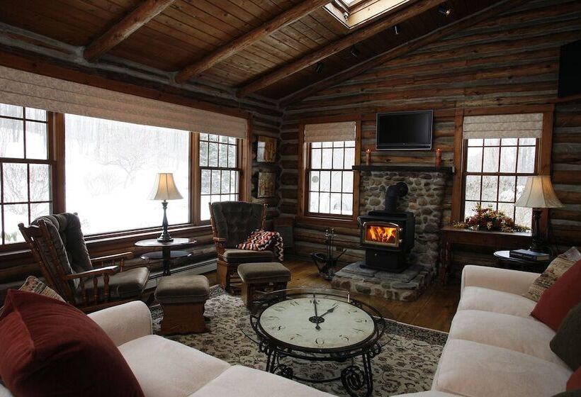 مبيت وإفطار Chalet Of Canandaigua