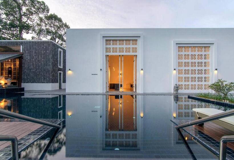 هتل Awa Resort Koh Chang