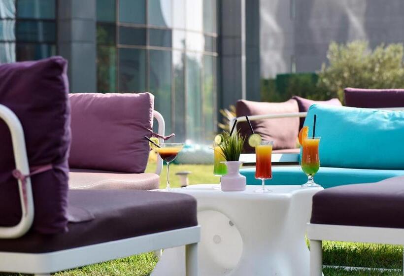 호텔 Burgu Arjaan By Rotana