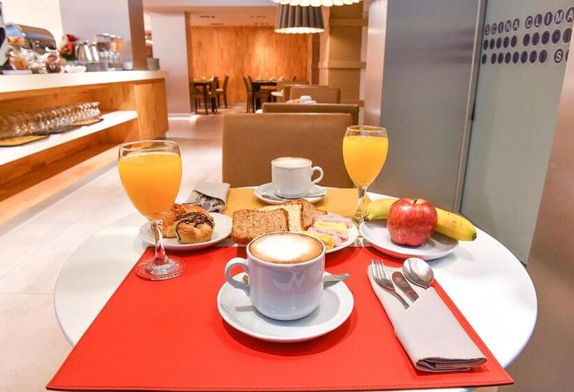 هتل Denver Mar Del Plata