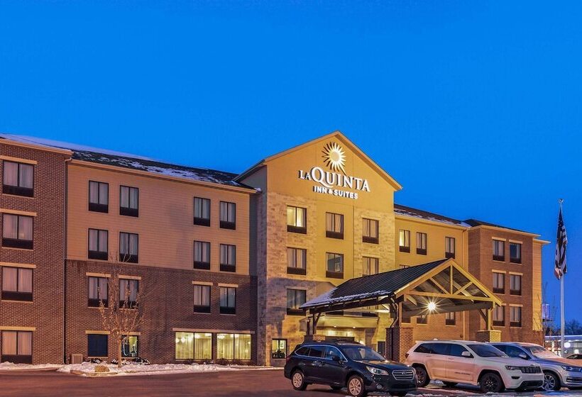 هتل La Quinta By Wyndham Sioux Falls