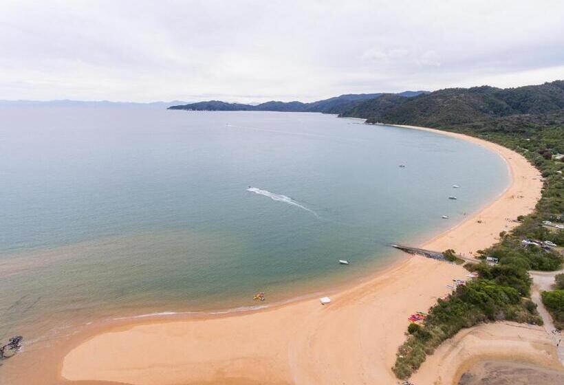 مُتل Century Park