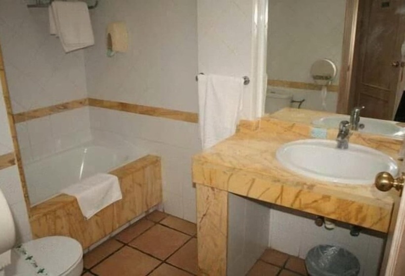 فندق فئة نجمة واحدة Virgen Del Mar Holidays