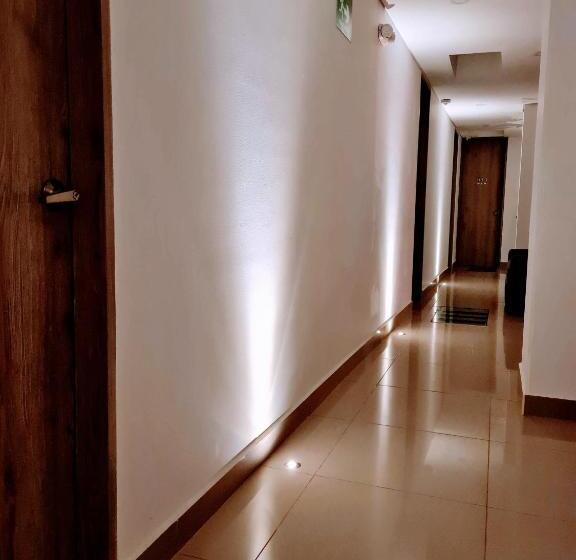 هتل Carolina Del Mar