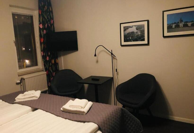 First Hotel Solna