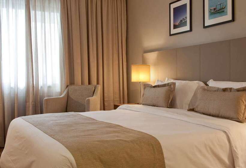 ホテル Golden Tulip Sao Jose Dos Campos