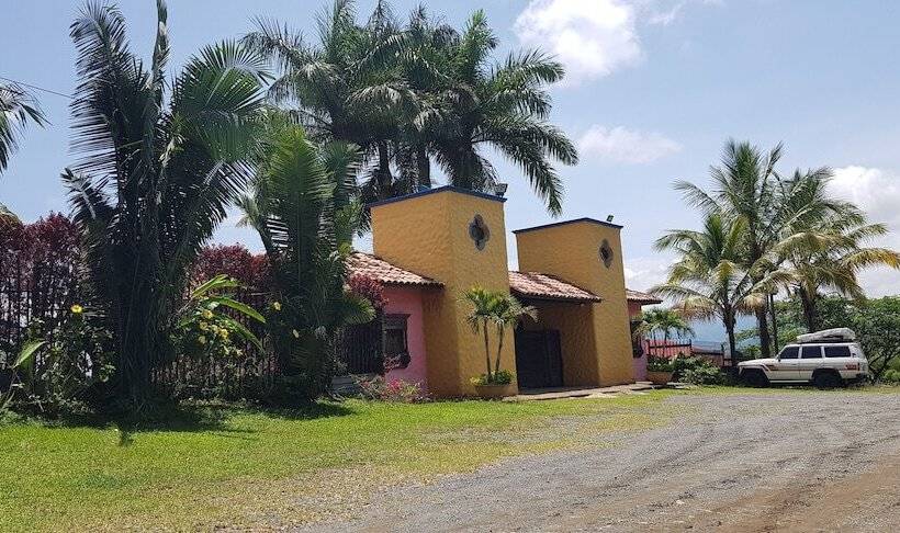 هتل San Antonio Del Cerro