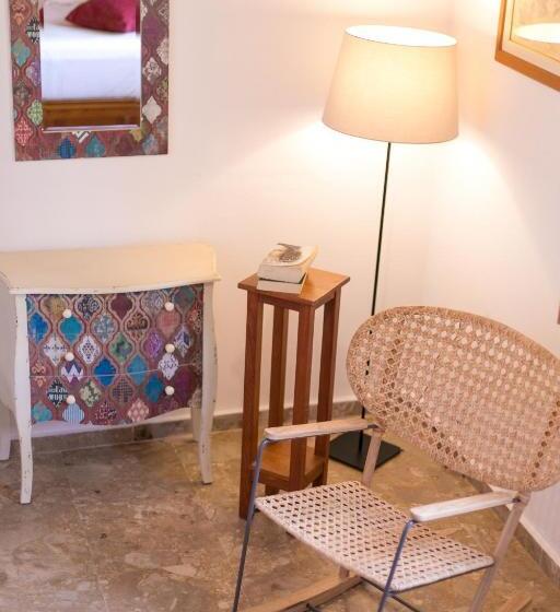 هتل Thea Villas And Suite