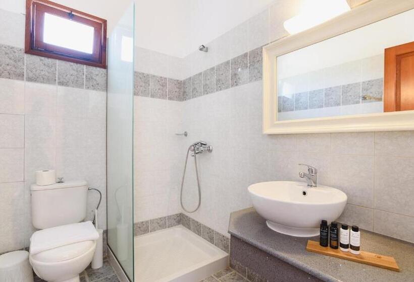 هتل Thea Villas And Suite