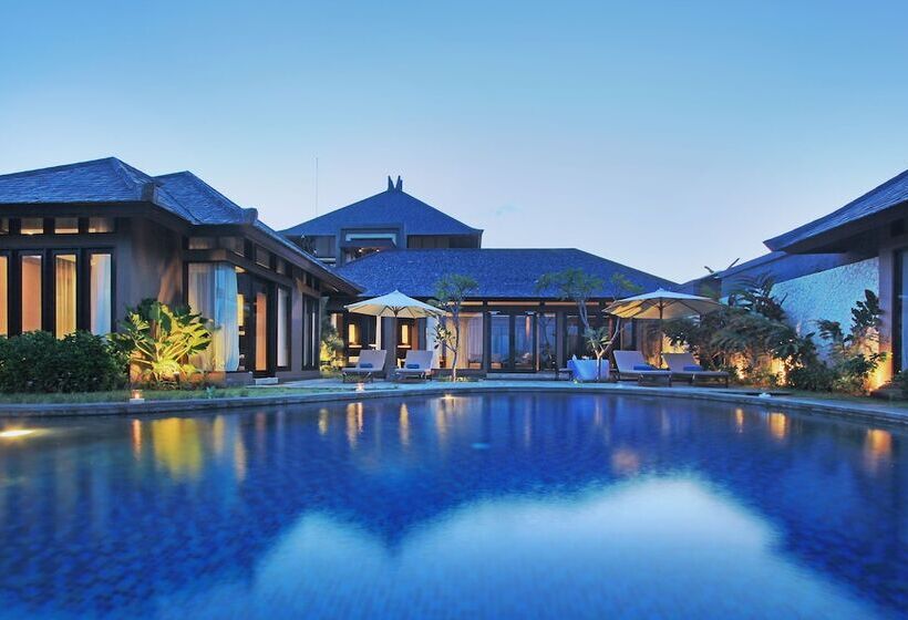 هتل Ulu Segara Luxury Suites & Villas