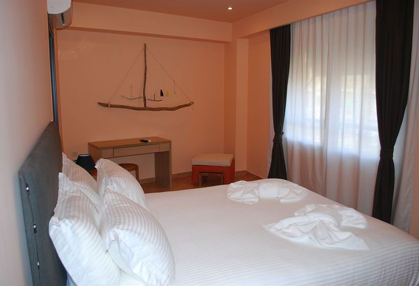 Отель White Lotus Luxury Accommodation