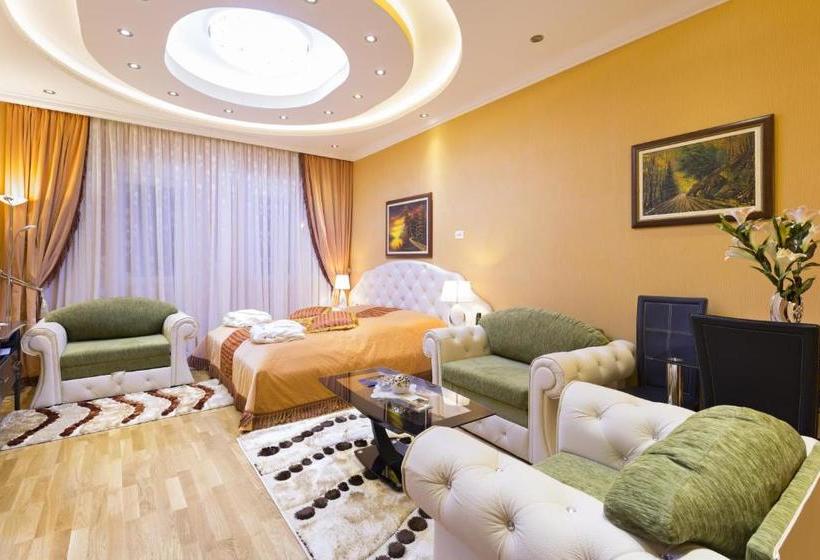 Lazar Lux Apartments