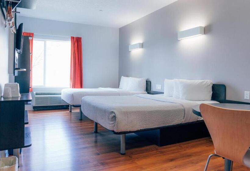 Motel 6 Airdrie