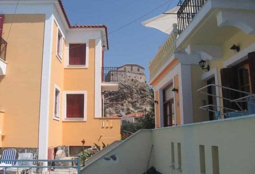 Stella Apartments & Studios