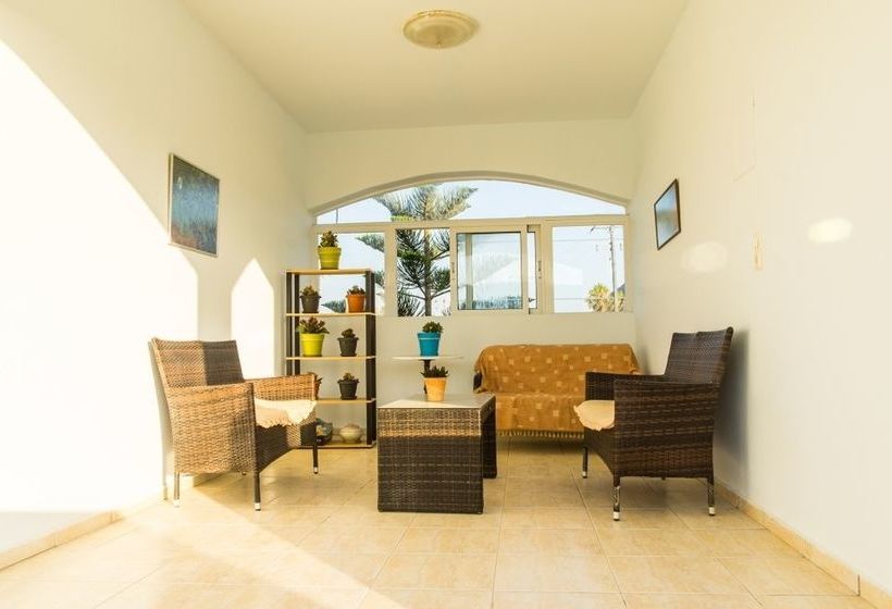 Anemones Studios & Apartments