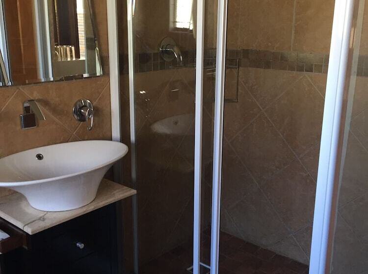 צימר Eagle Crest Executive Lodge