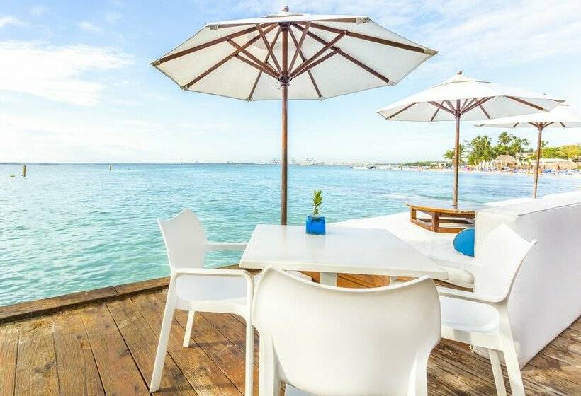 هتل Hamaca Beach