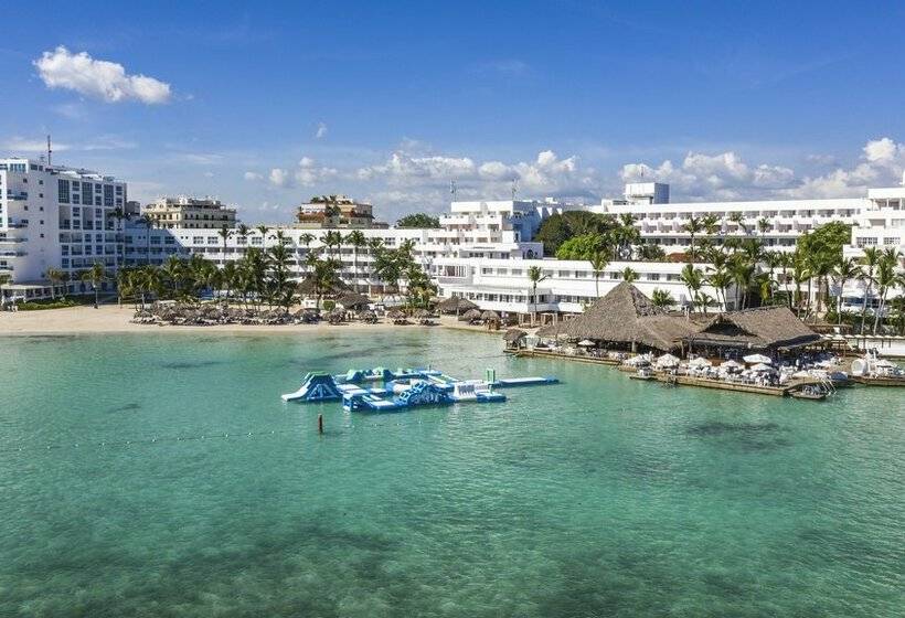 هتل Hamaca Beach