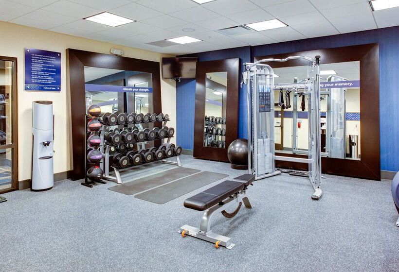 فندق Hampton Inn & Suites Columbus