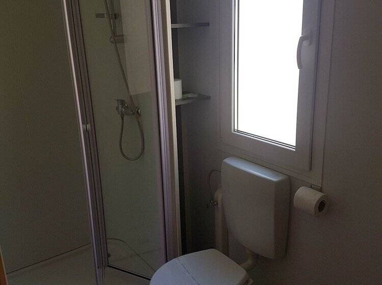 호텔 Amadria Park Camping Sibenik Mobile Homes