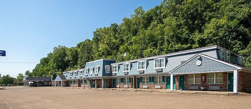 모텔 Country Squire Inn And Suites