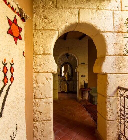 پانسیون Rose Noire