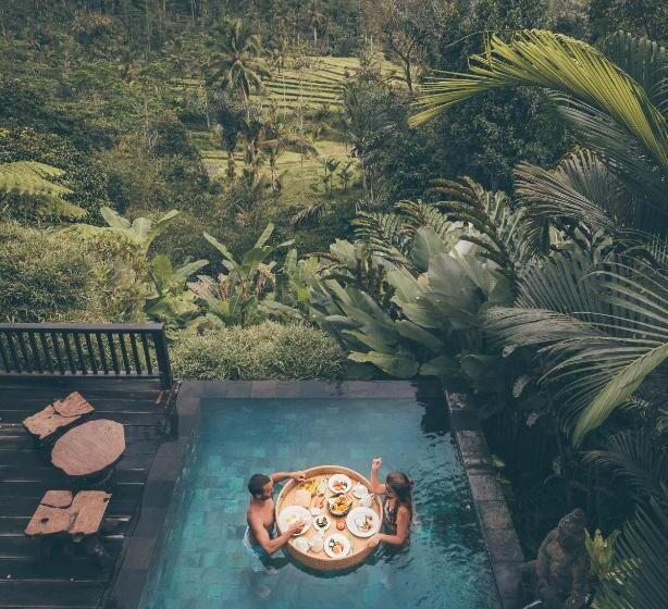 Adiwana Dara Ayu Villas