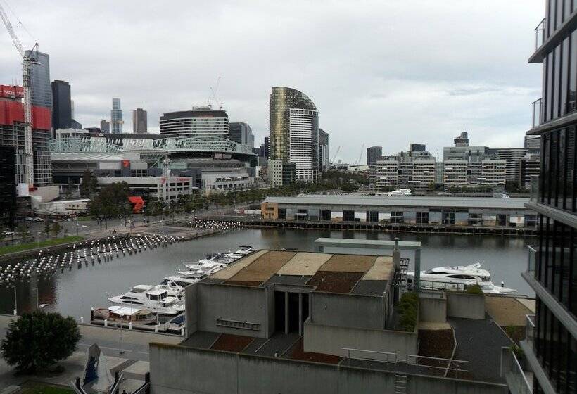 Akom At Docklands
