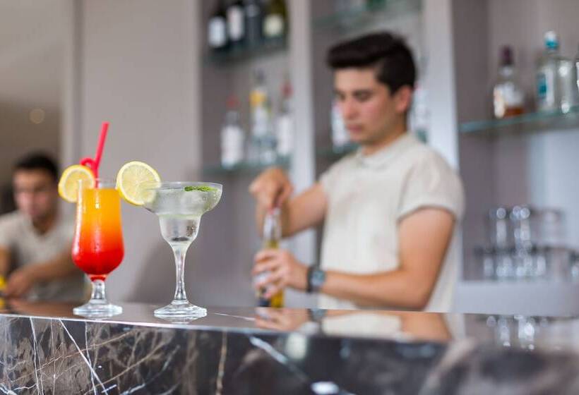 Aya Yorgi Hotel By T