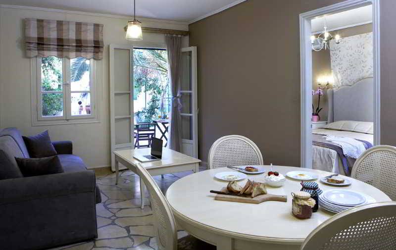 בית מלון כפרי Dafnoudi