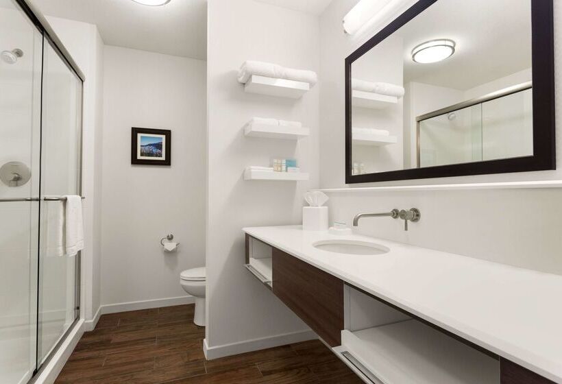Отель Hampton Inn Kennewick At Southridge