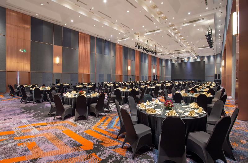 Harris Hotel & Conventions Gubeng