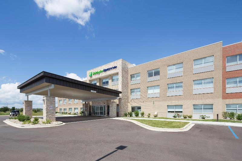 هتل Holiday Inn Express & Suites Port Huron, An Ihg