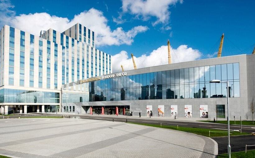 هتل Intercontinental London  The O2
