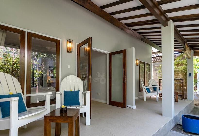 هتل Samba Villas Beachfront View