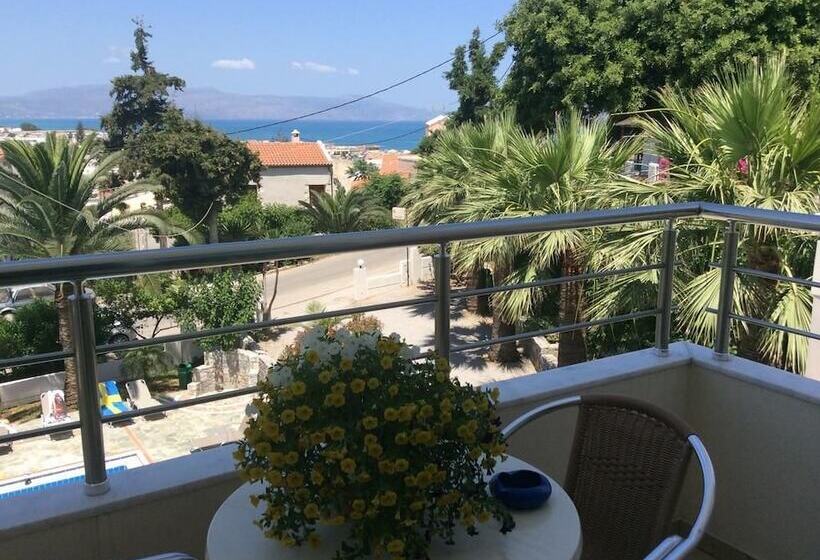 Maria Suites