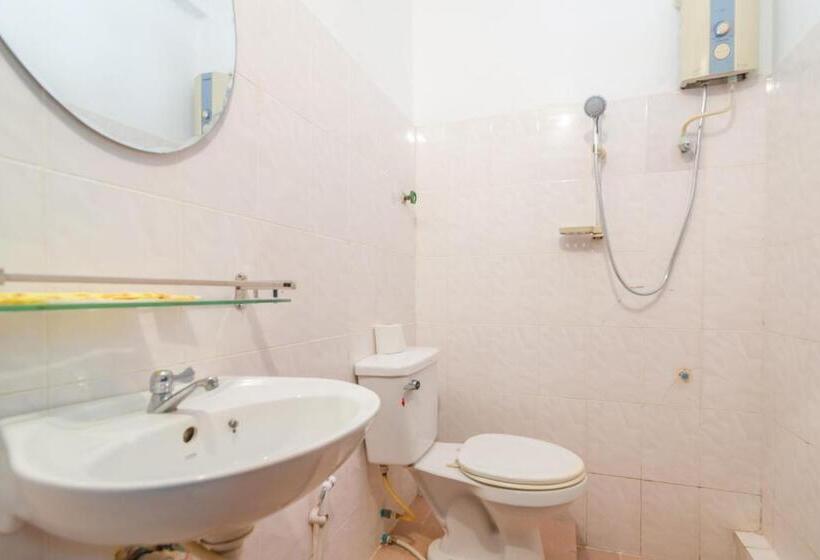 پانسیون Five Rose Siem Reap Hostel