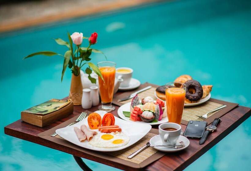 پانسیون Five Rose Siem Reap Hostel