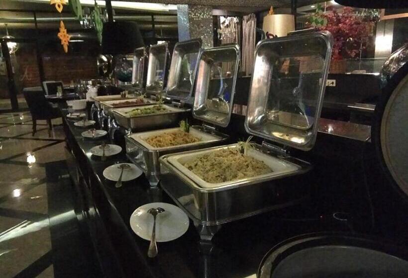 هتل Amaroossa Grande Bekasi