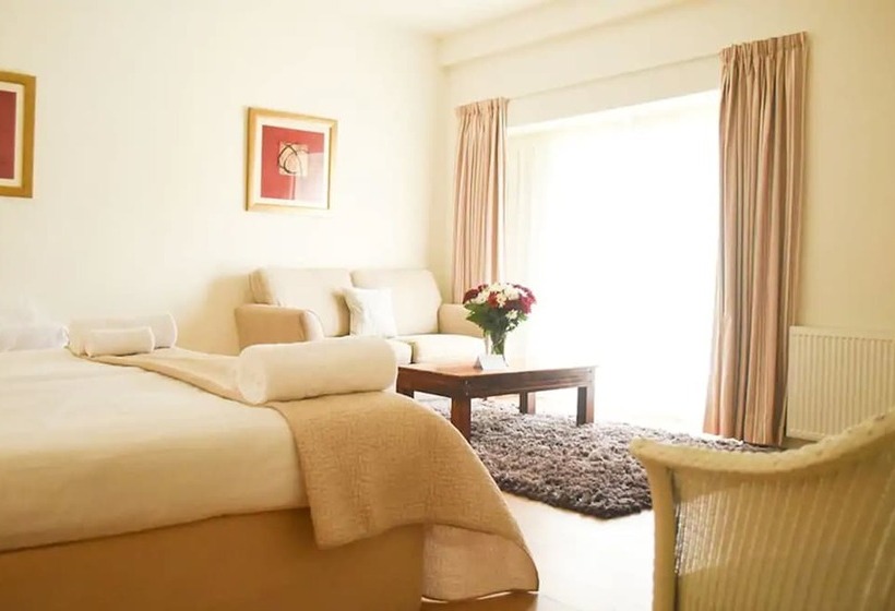 هتل Bridge Of Orchy