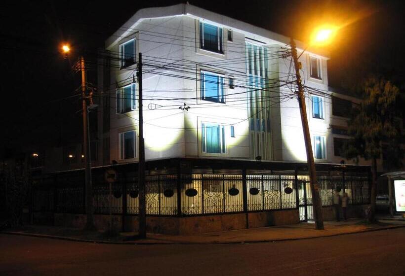 هتل Casa Mahanaim Colferias, Bogotá