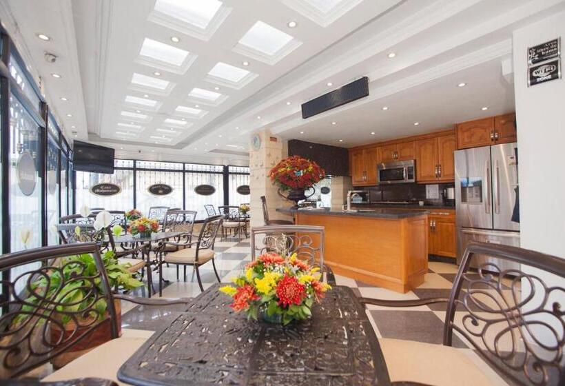 هتل Casa Mahanaim Colferias, Bogotá