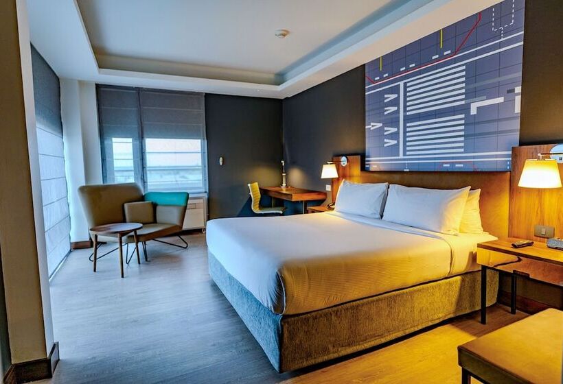 בית מלון כפרי Courtyard By Marriott Santiago Airport