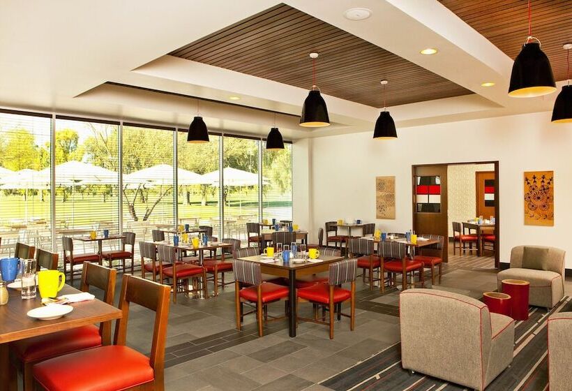 هتل Four Points By Sheraton At Phoenix Mesa Gateway Airport